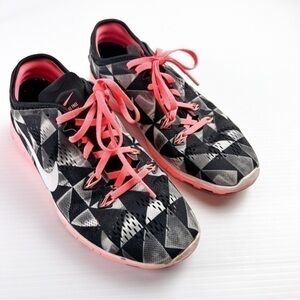 Nike Free 5.0 TR Fit 5 Print Black/White-Lava Glow womens size 8.5